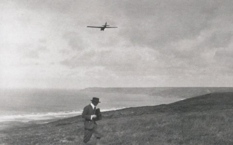 Massaux tijdens zijn recordvlucht in Vauville (26.07.1925)