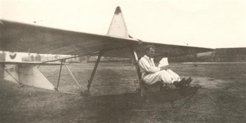 Marcel Sempels op SG-38 in Schaffen. (09.06.1946)