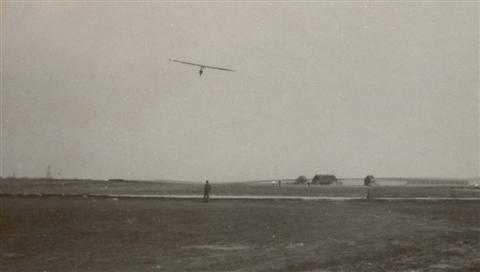 Start met de SG-38 door Rik Verbeeck. (27.04.1947)