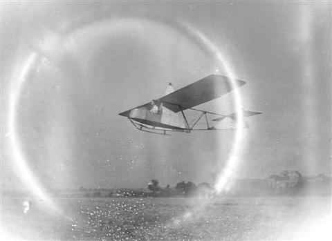 Jan Sevenants in vlucht in de SG-38 met gesloten cockpit. (02.10.1948)