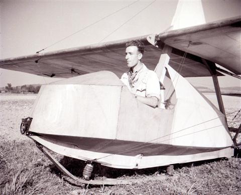 Jan Sevenants in de SG-38 met gesloten cockpit. (02.10.1948)